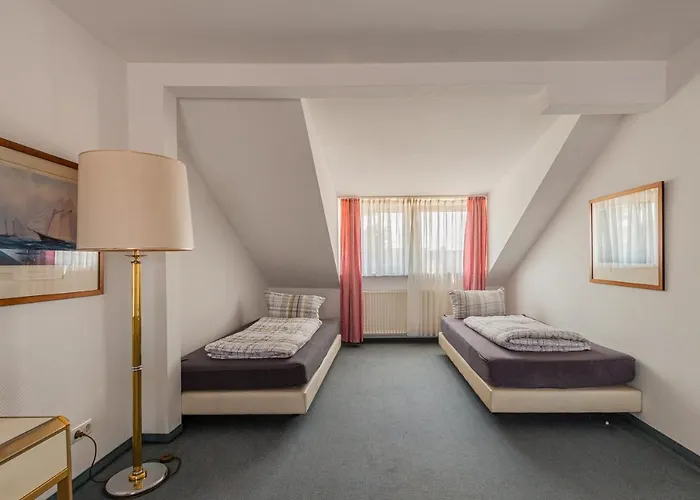 Pension in Dresden, Zimmer mit eigenem Bad und Kochmöglichkeit